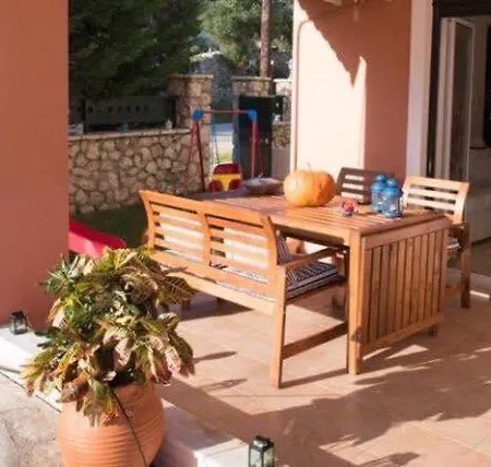 Seaside Family House بيت للعطل *