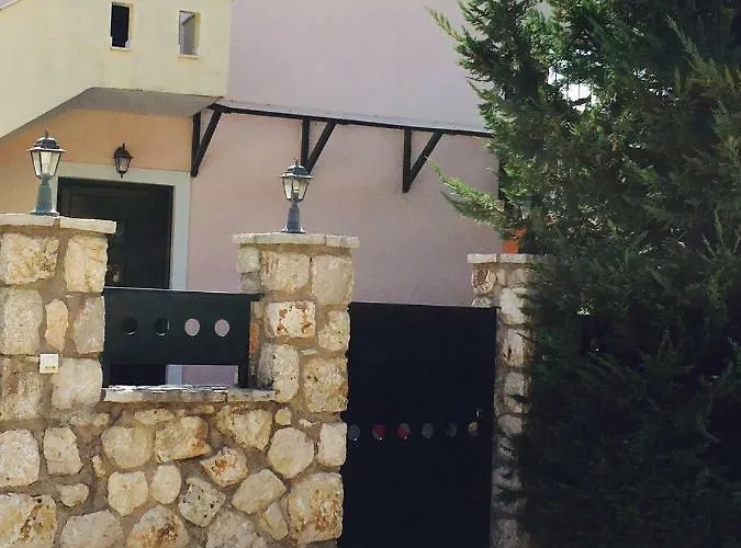 Seaside Family House